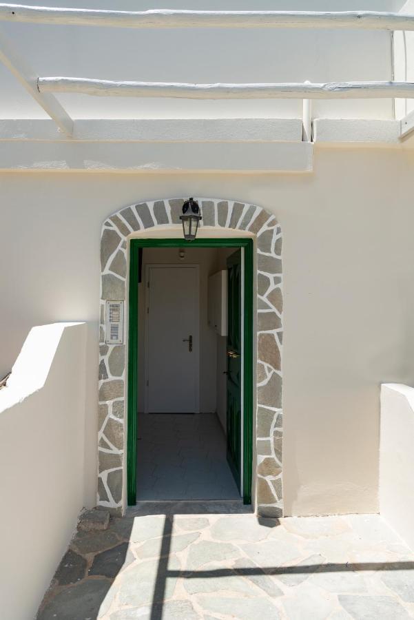 Guesthouse Eri Кинион Экстерьер фото