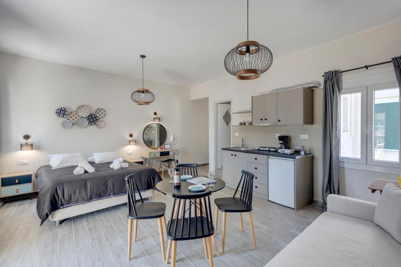 Guesthouse Eri Кинион Экстерьер фото