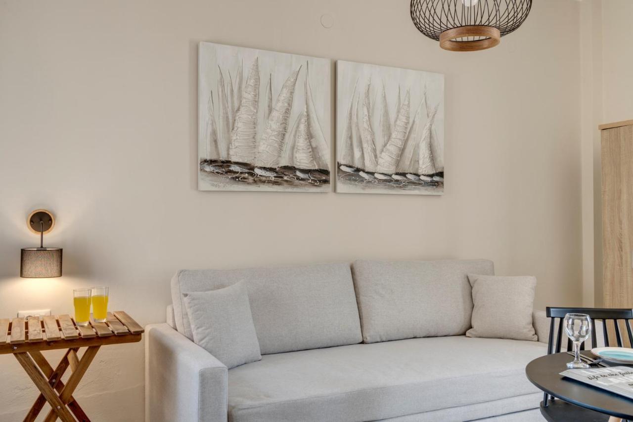 Guesthouse Eri Кинион Экстерьер фото